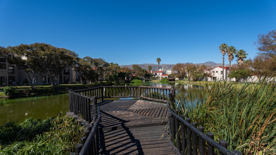 2 Bedroom Property for Sale in Greenways Golf Estate Western Cape